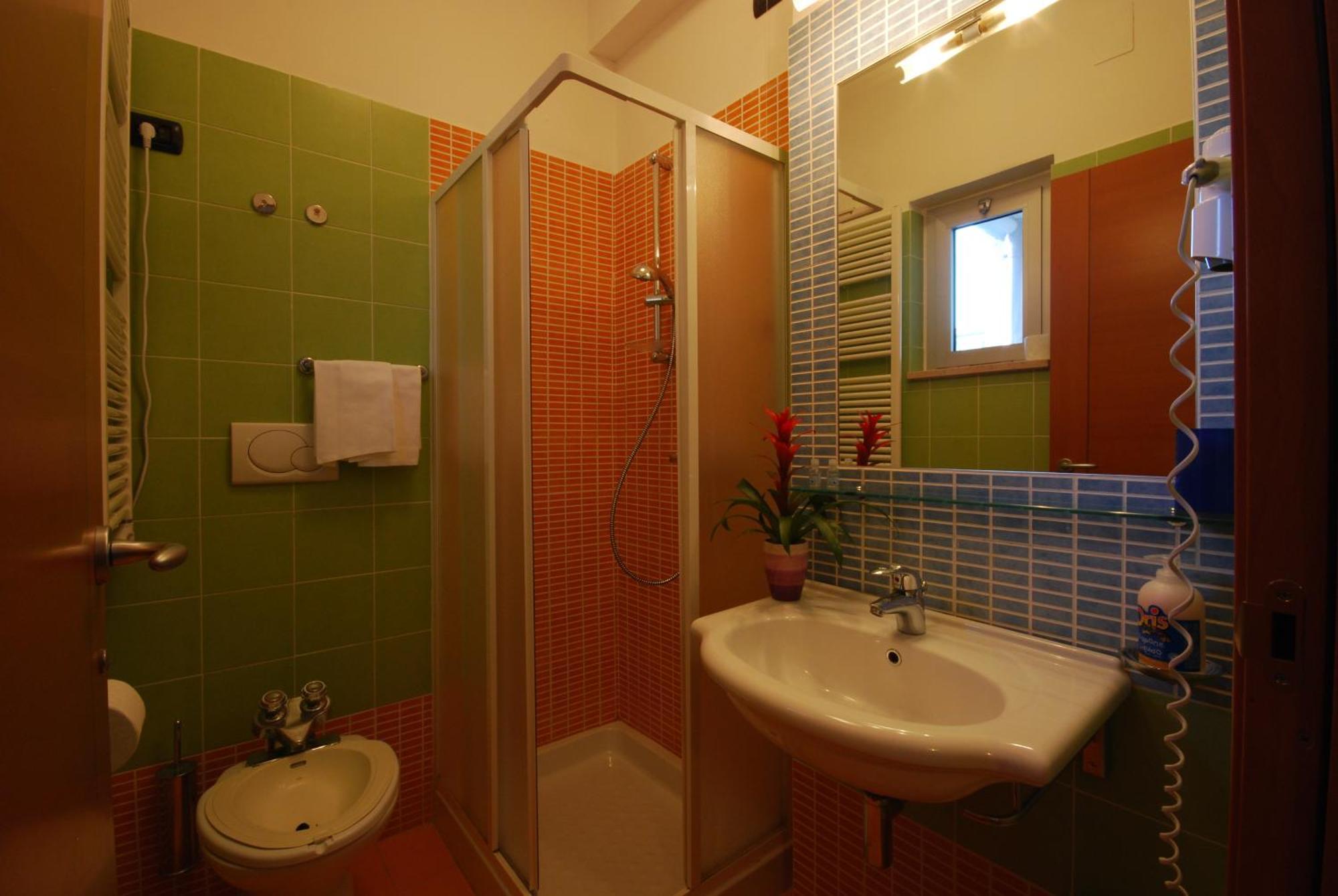 Residence Helene Tortoreto Екстер'єр фото
