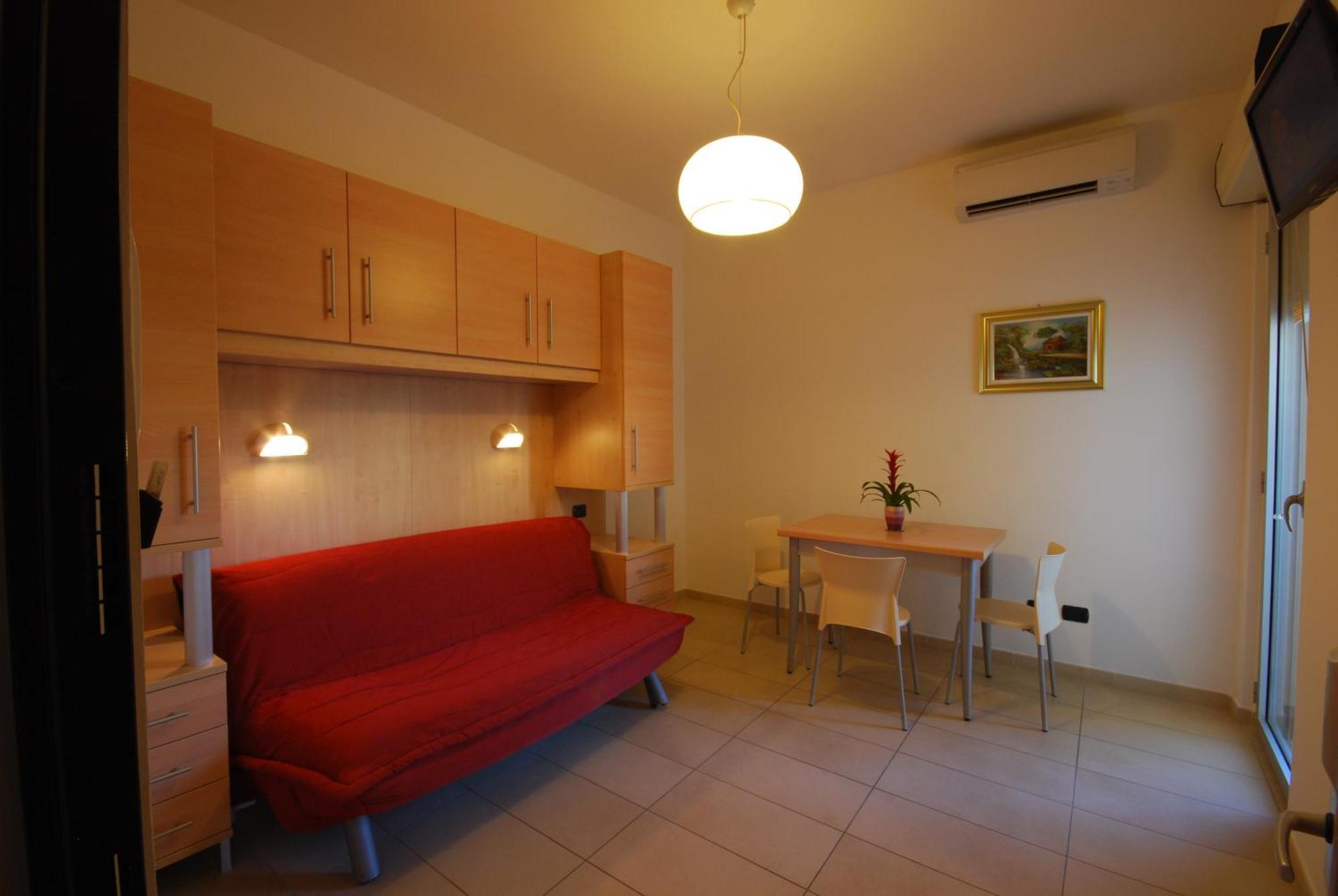 Residence Helene Tortoreto Екстер'єр фото